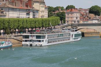 Bateaux de croisière Quai des Messageries Chalon sur Saône