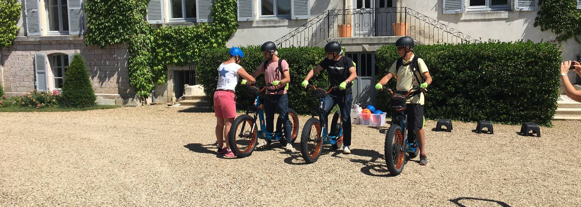 Randonnée en trottinette électrique dans les vignes